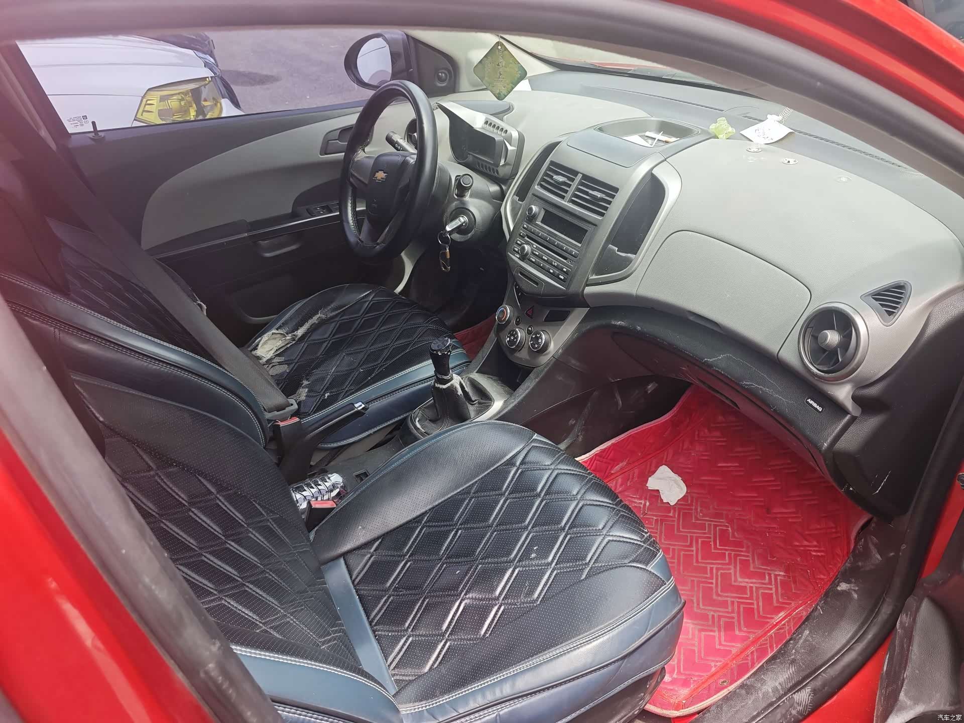 Chevrolet SL, 2012 4
