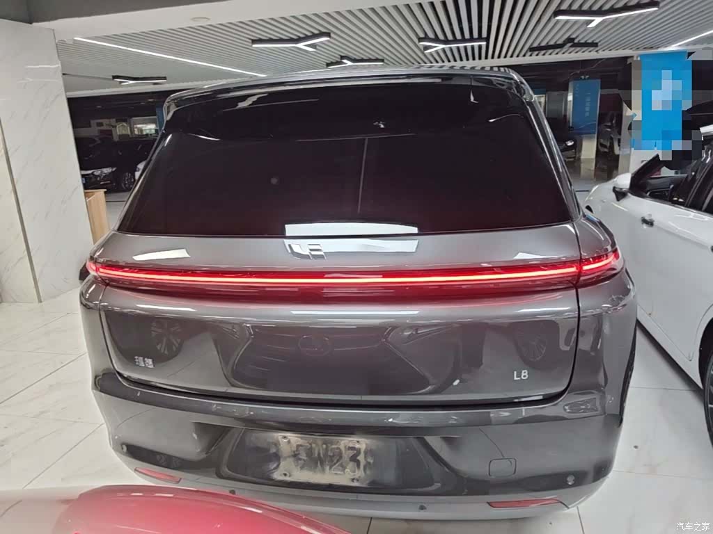 Li Auto L8, 2024 6