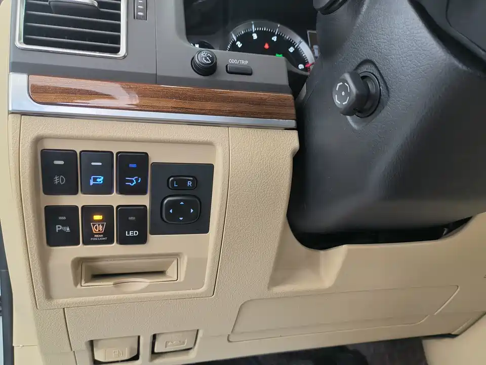 Toyota Land Cruiser Toyota Land Cruiser