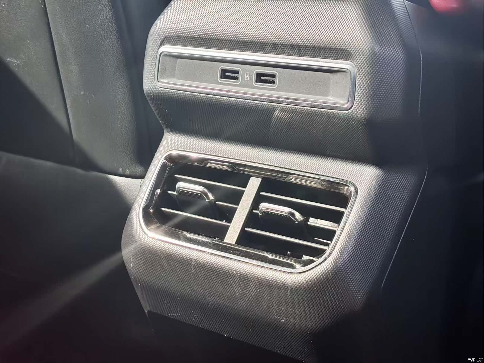 Geely Icon, 2020 16