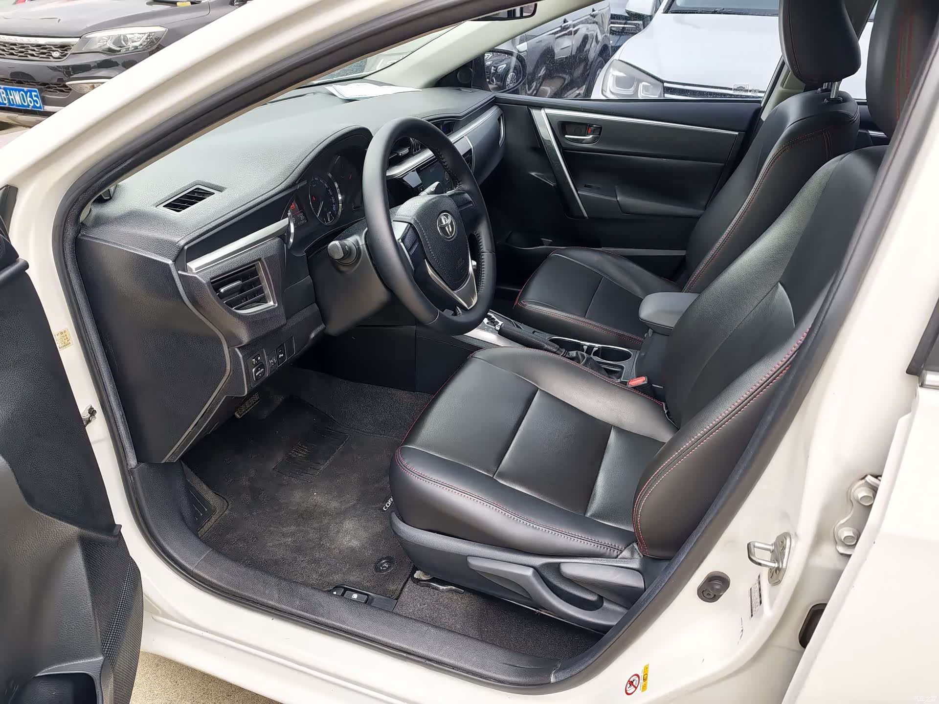 Toyota Corolla, 2015 3
