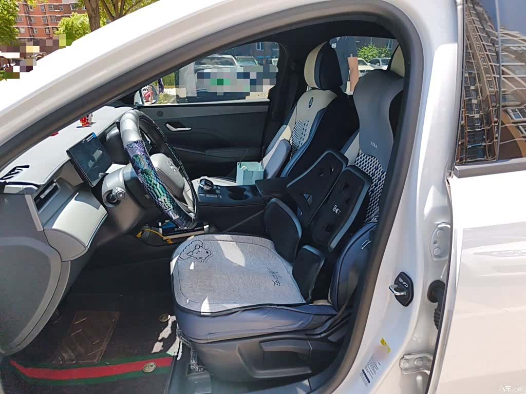BYD Qin, 2025 11
