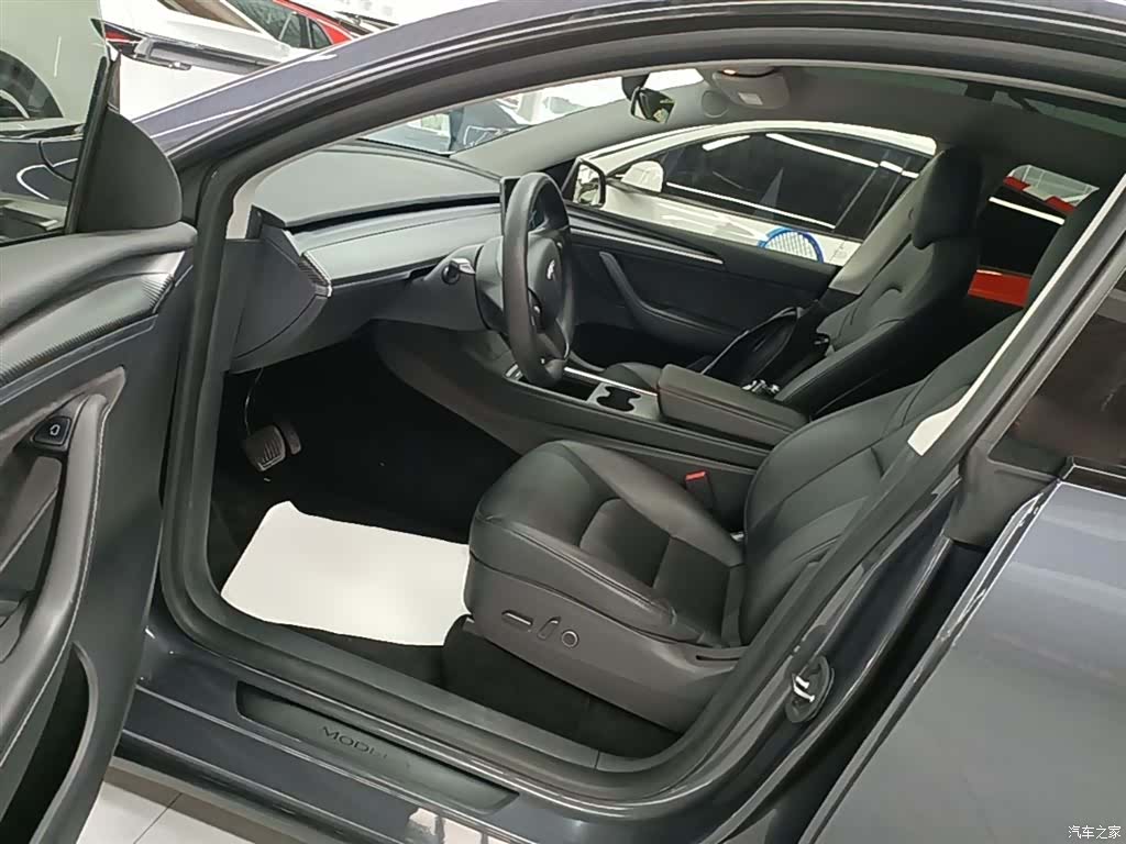 Tesla Model Y, 2021 16