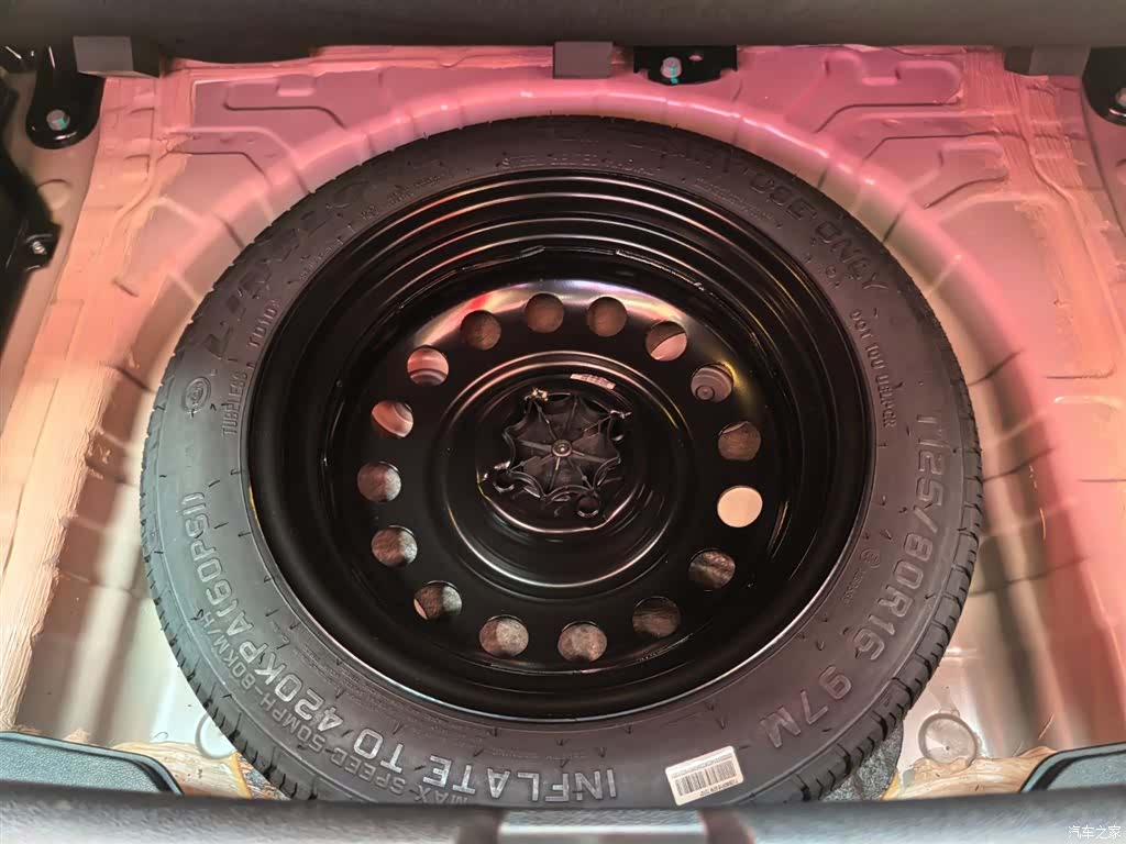 Geely X3, 2021 18