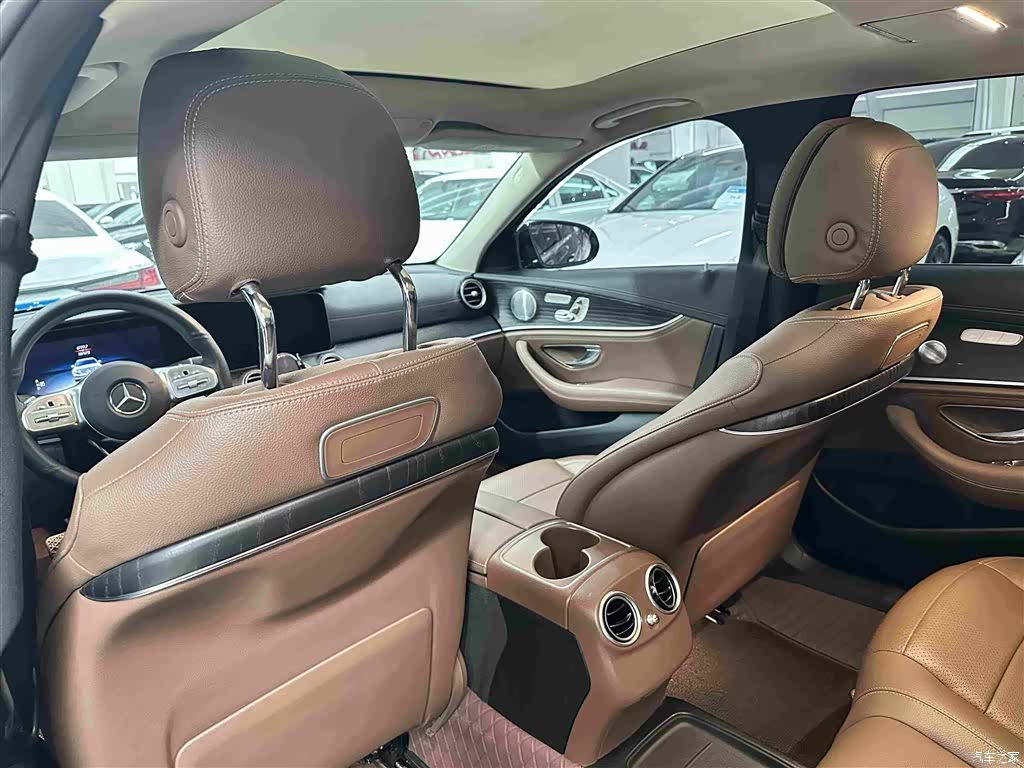 Mercedes-Benz E-Class, 2019 10