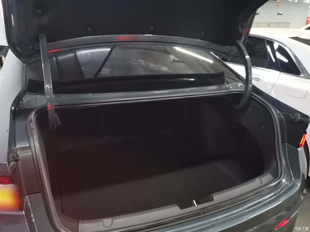 Geely Preface, 2021 19