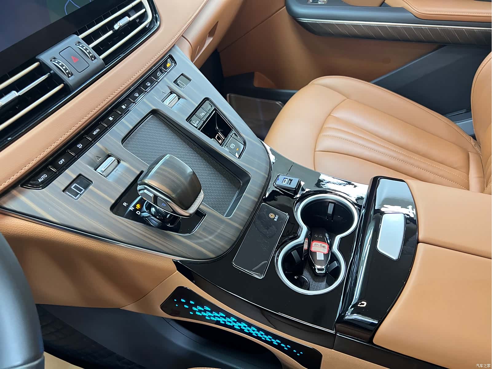 Hongqi HQ9, 2024 26