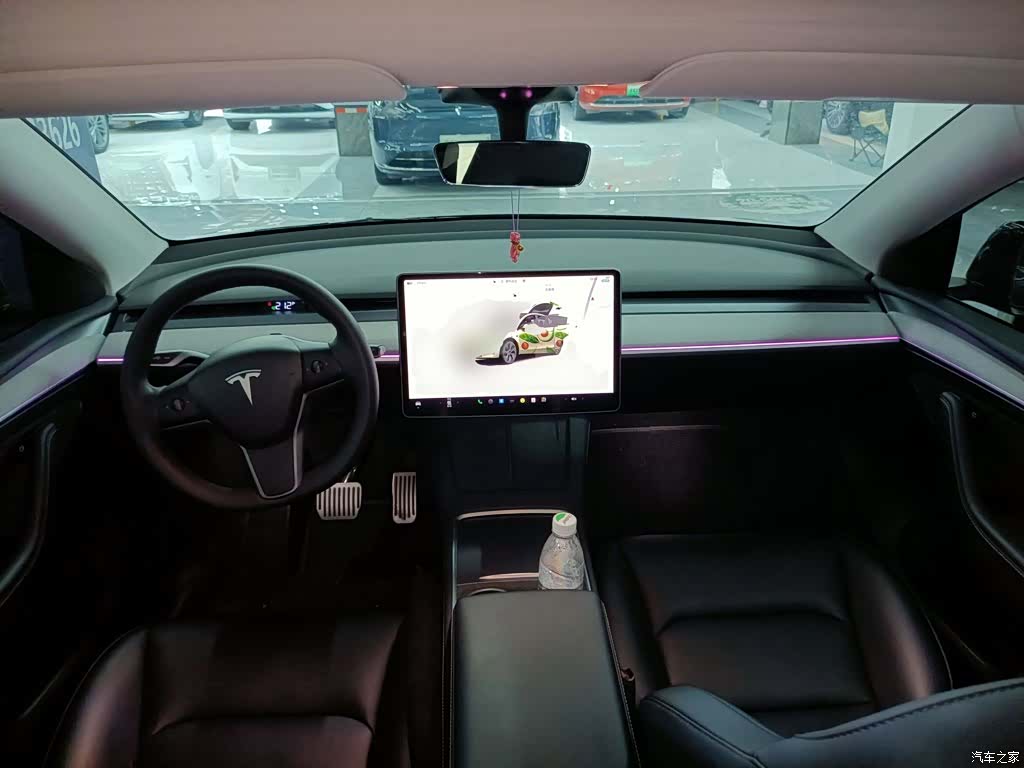 Tesla Model Y, 2023 10