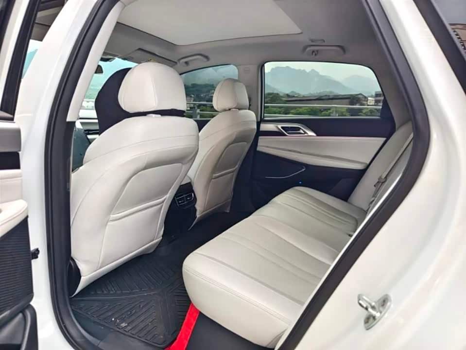 XPENG P5 XPENG P5