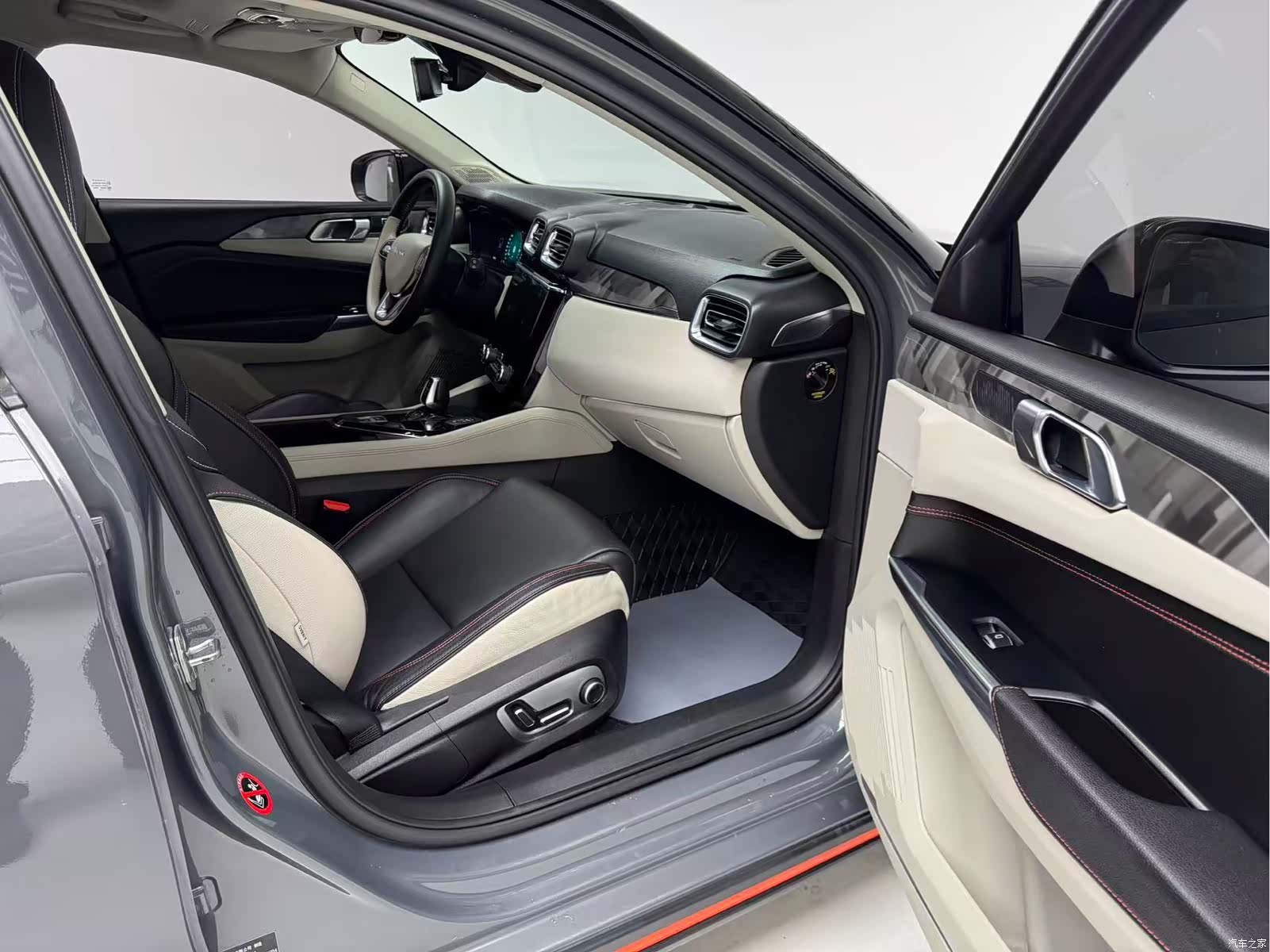 Lynk & Co 01, 2018 12