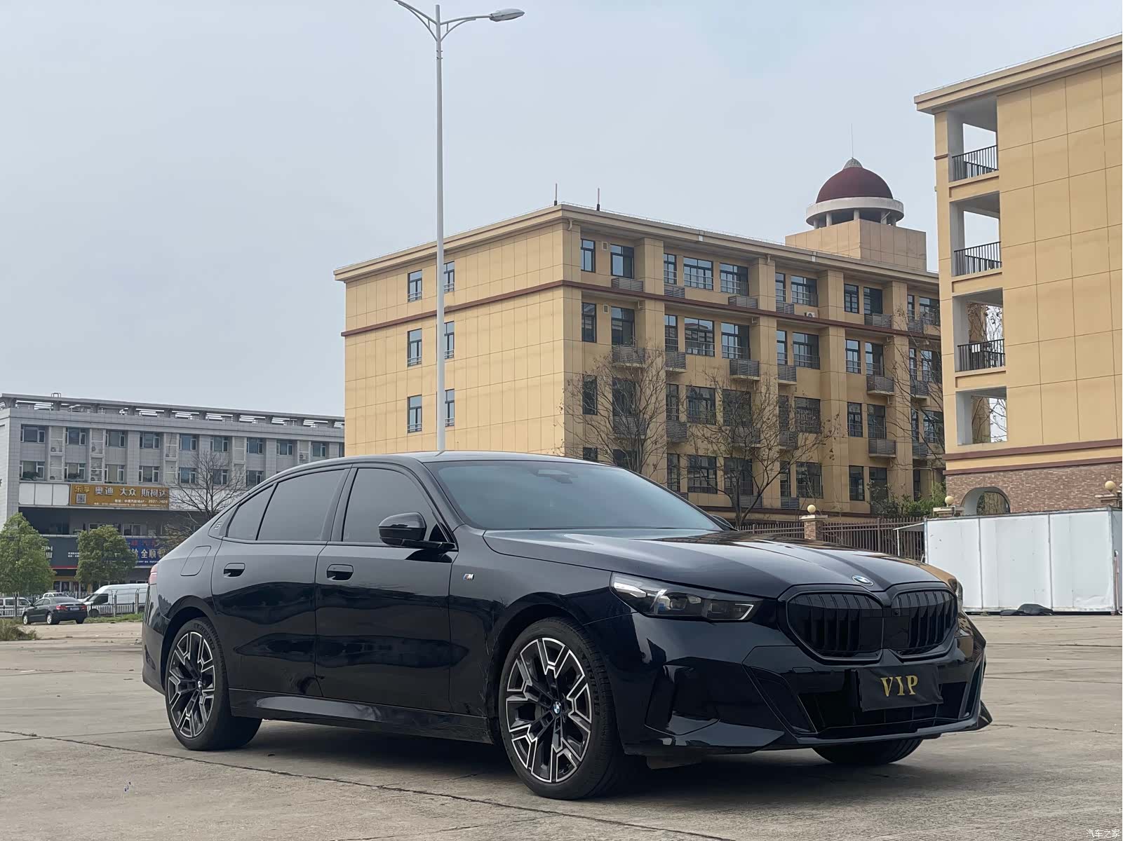 BMW 5 Series, 2025 3