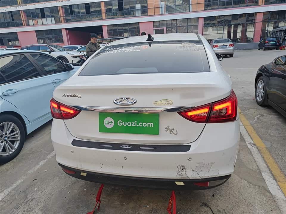 Chery Arrizo 5