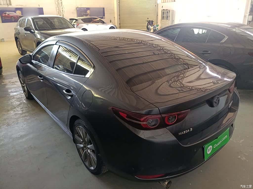 Mazda Mazda3, 2021 все фото