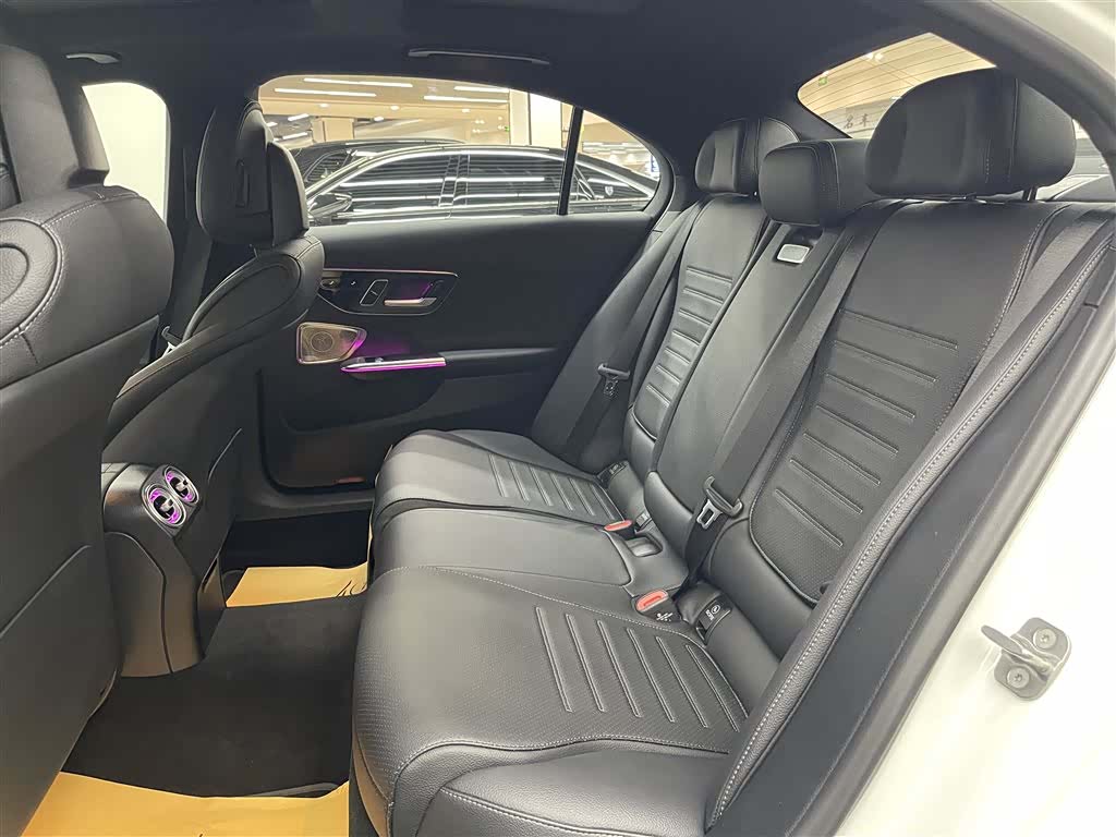 Mercedes-Benz C-Class, 2024 15