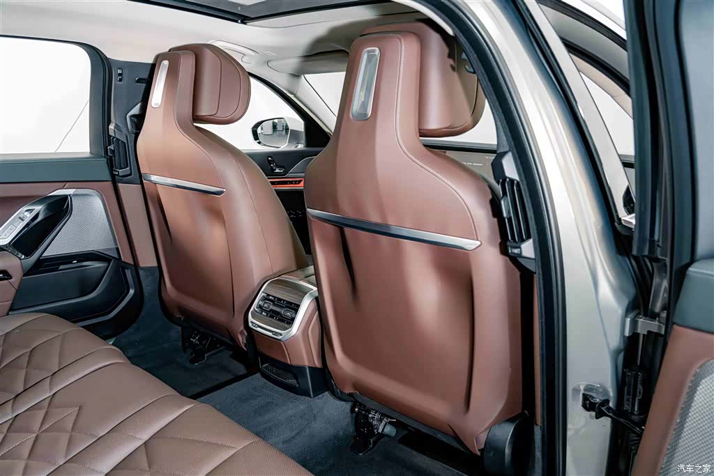 BMW 7 Series, 2025 21