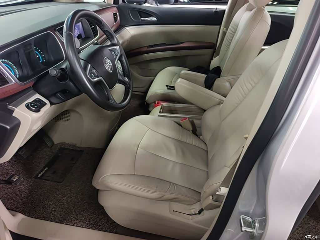Buick GL8, 2016 22