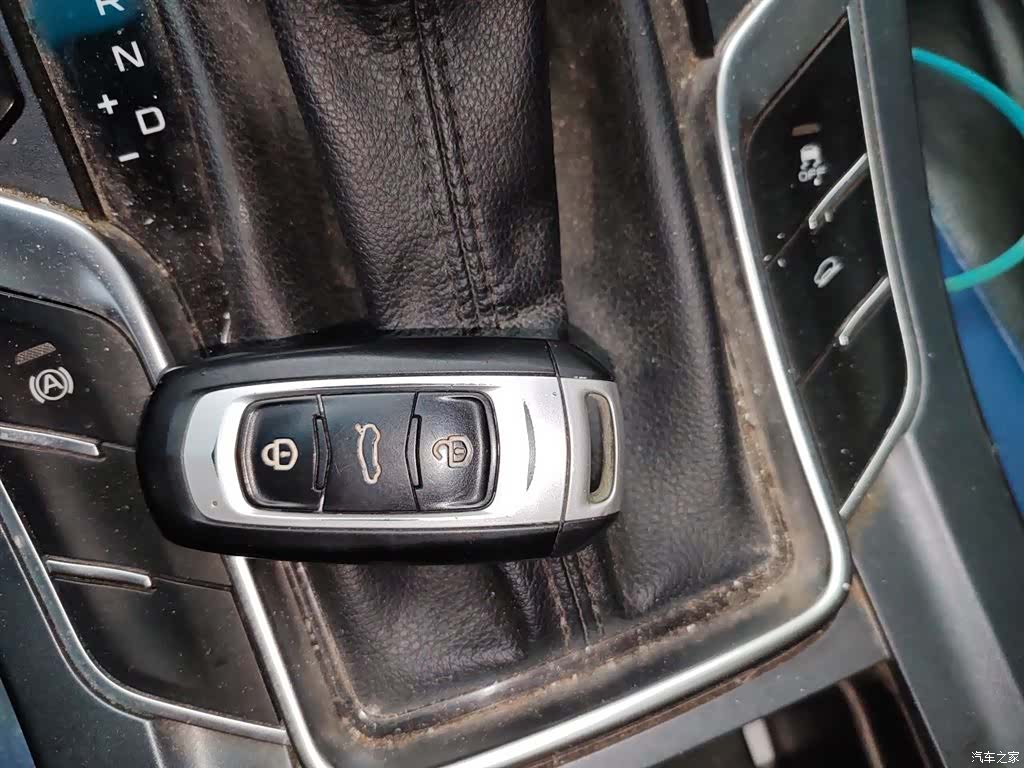 Geely S1, 2018 12