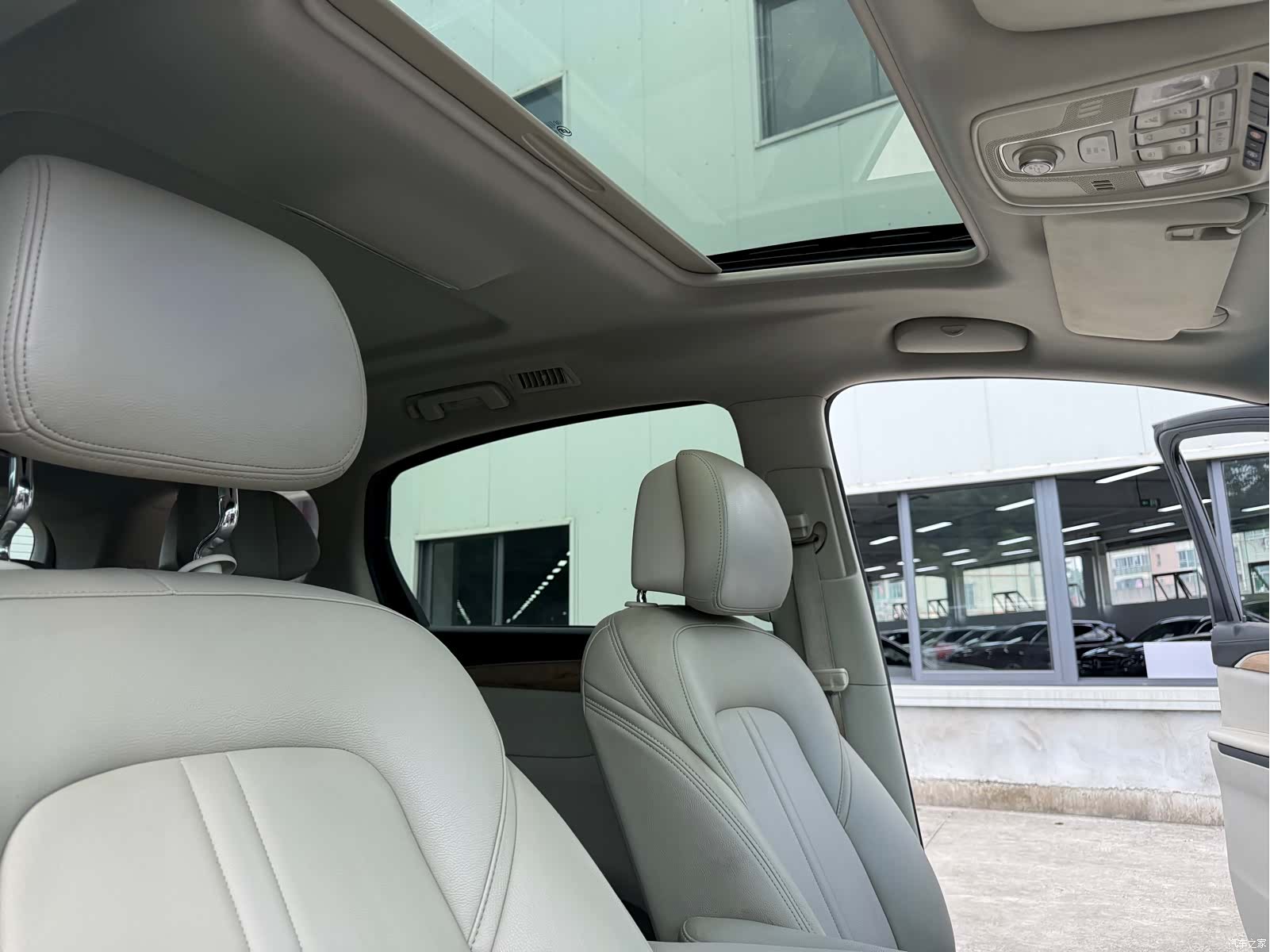 Buick GL8, 2019 16