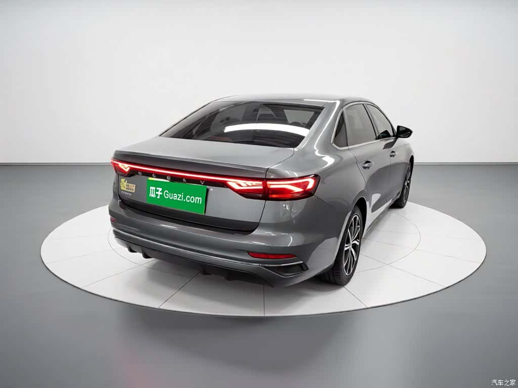 Geely Emgrand, 2022 все фото