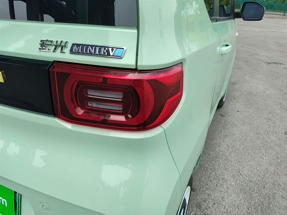 Wuling Hongguang MINIEV Wuling Hongguang MINIEV