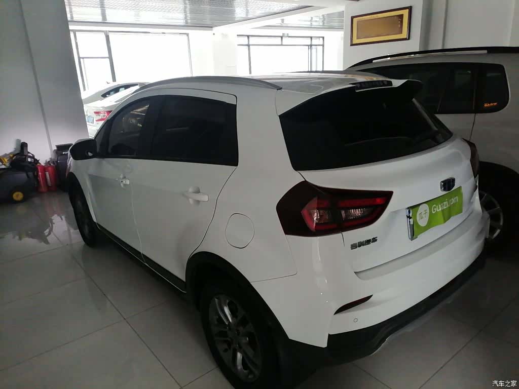 Geely X3, 2021 все фото