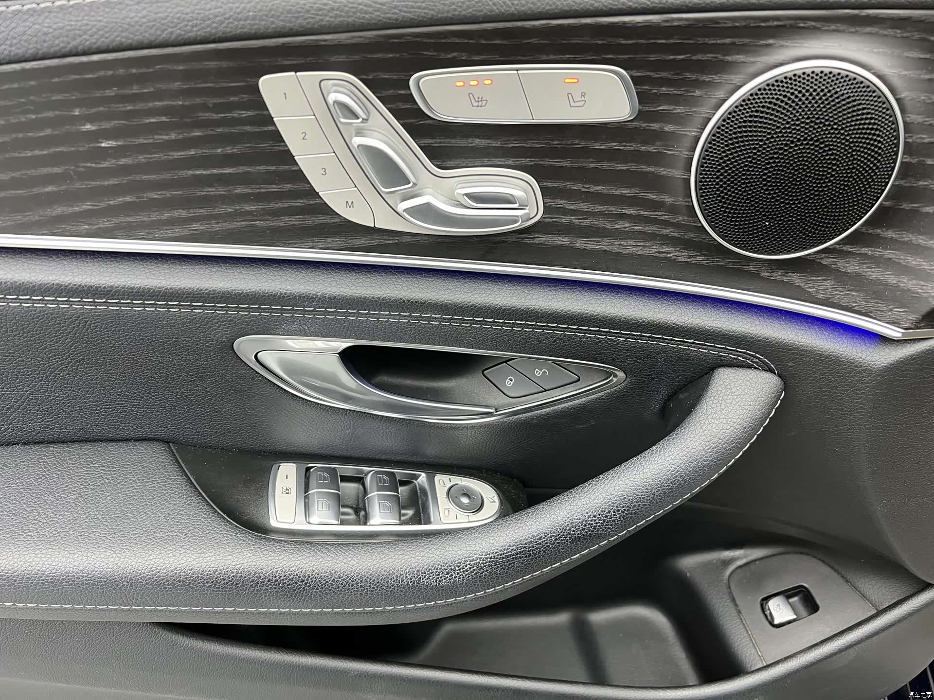 Mercedes-Benz E-Class, 2019 4