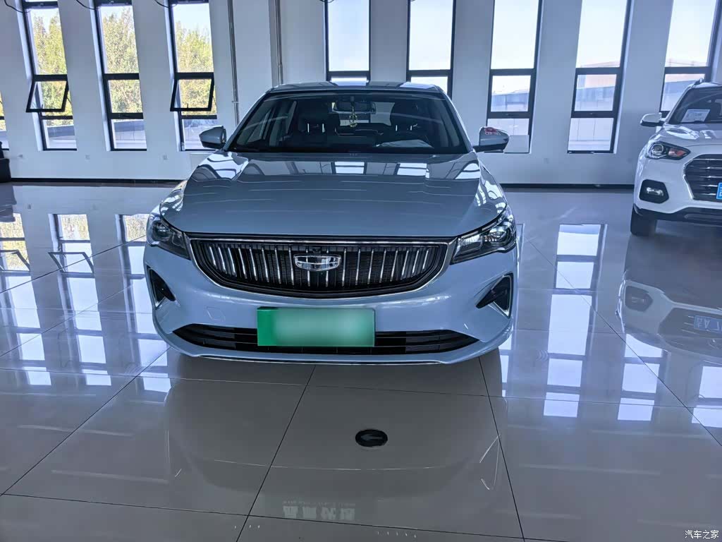 Geely Emgrand, 2023 7