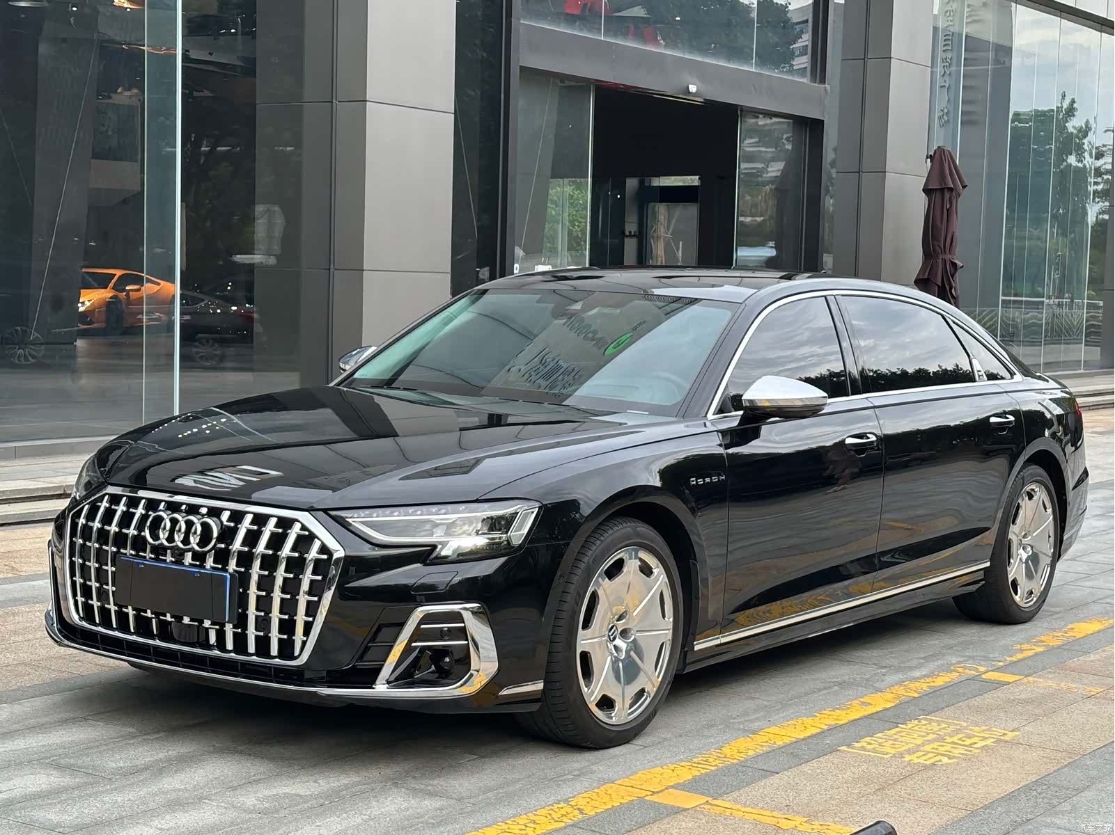 Audi A8L, 2024 1