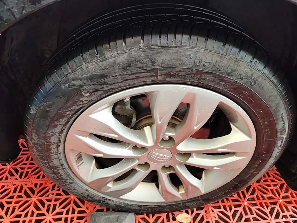 Geely Emgrand, 2016 23