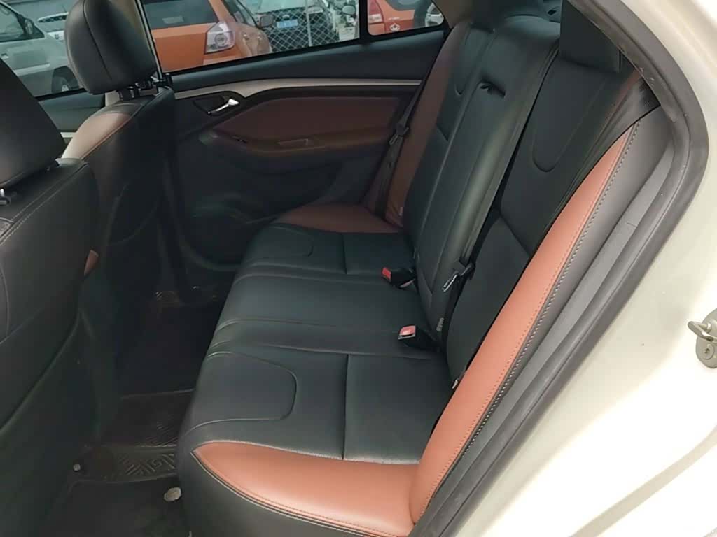BYD G5, 2014 13