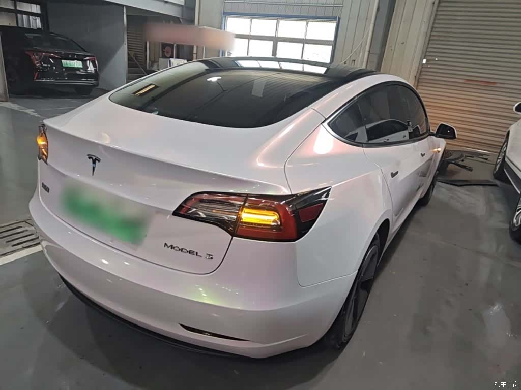 Tesla Model 3, 2023 7