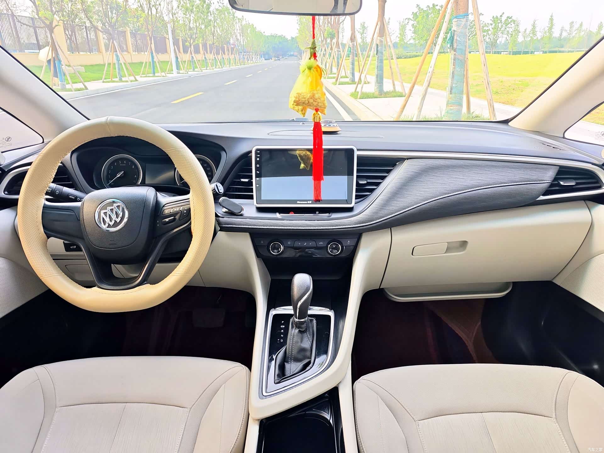 Buick GL6, 2018 9