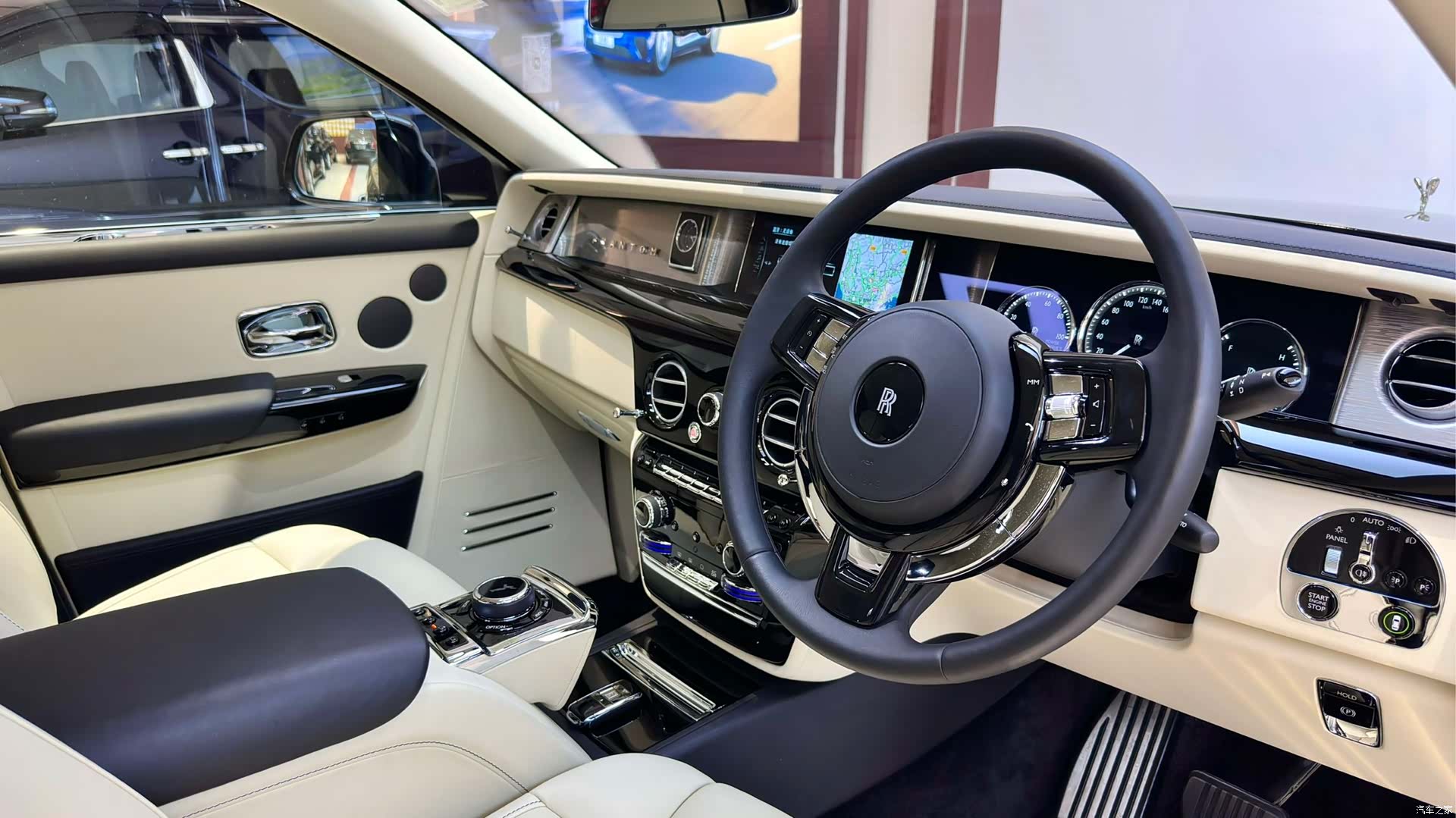 Rolls-Royce Phantom, 2019 7