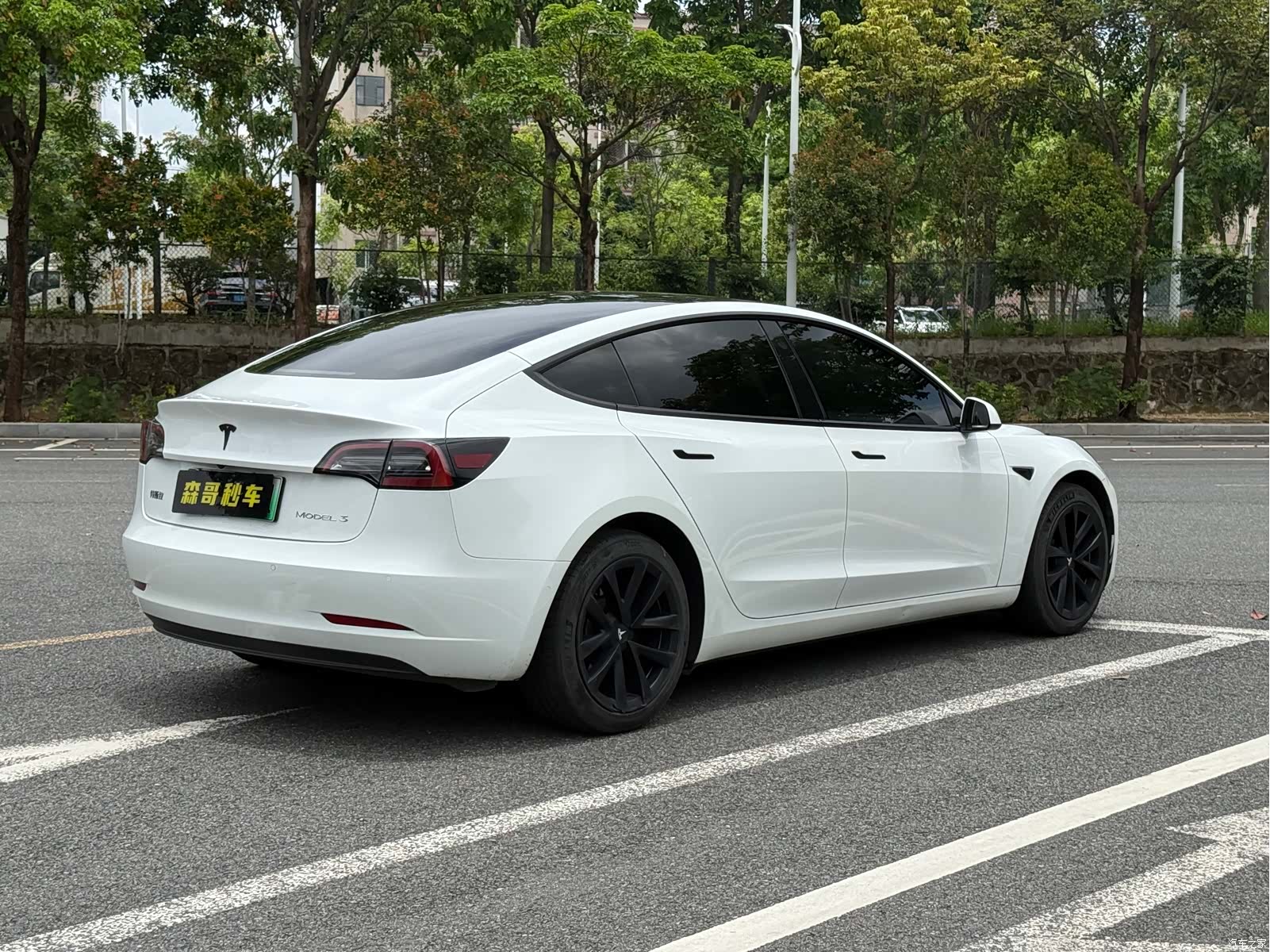Tesla Model 3, 2021 все фото