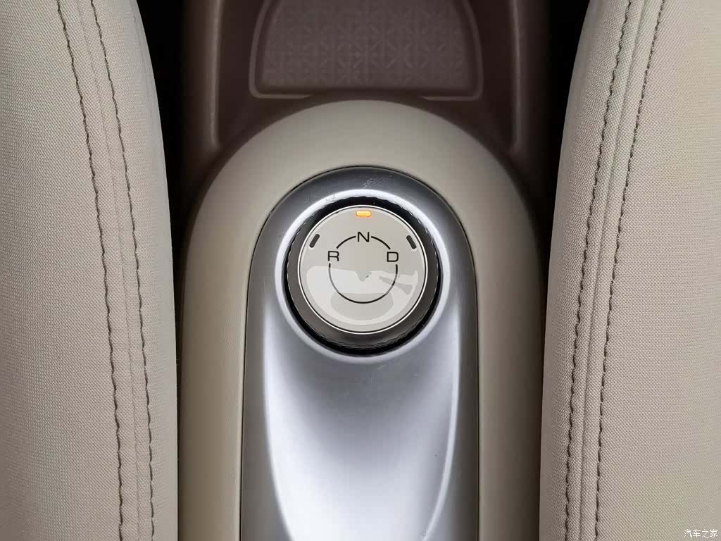 Wuling MINIEV, 2025 13