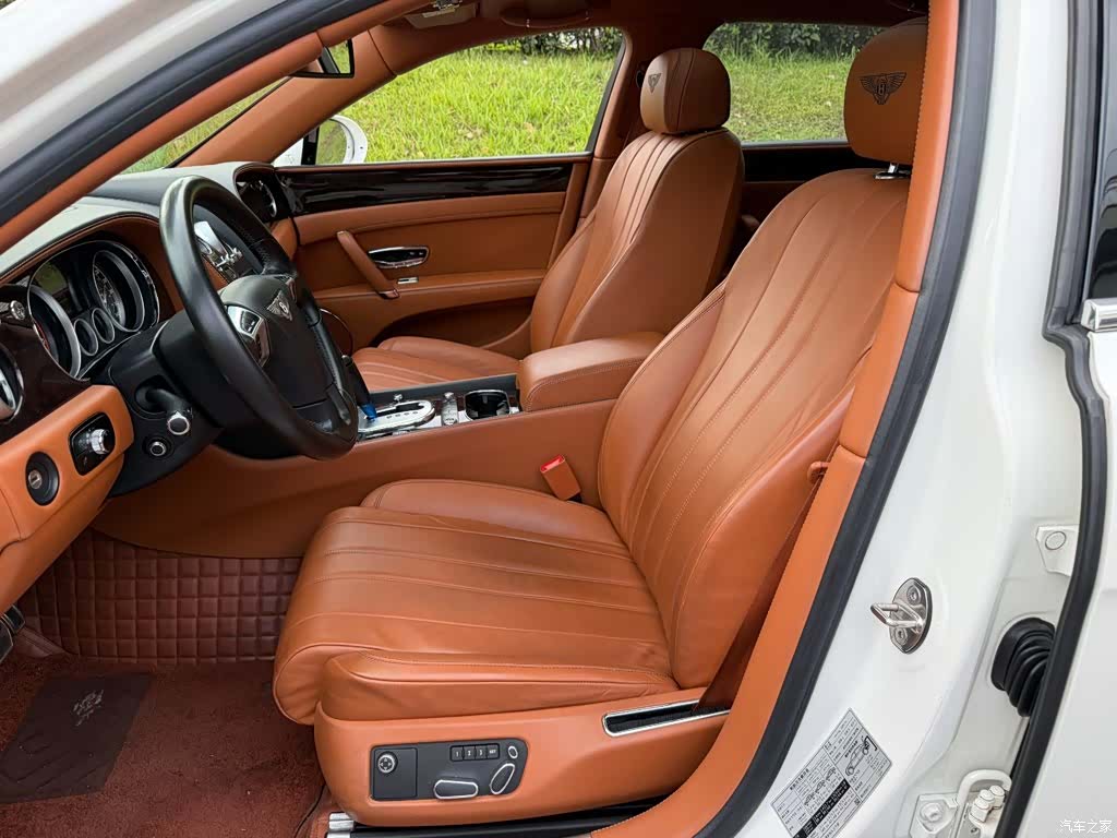 Bentley Flying Spur, 2016 8