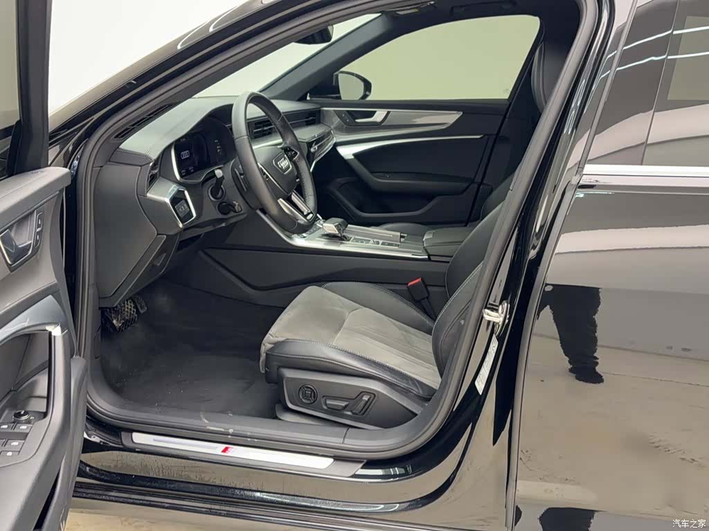 Audi A6L, 2022 все фото