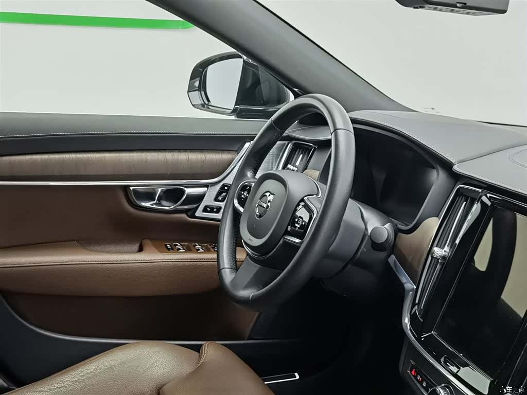 Volvo S90, 2021 22
