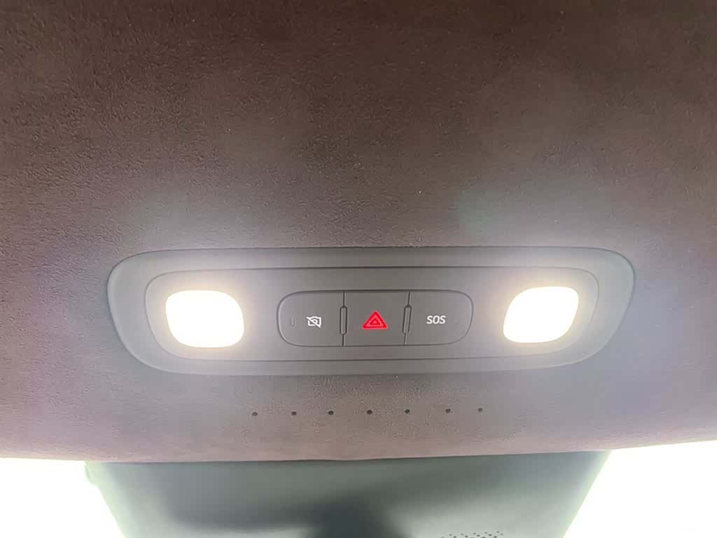 Xiaomi YU7, 2025 21