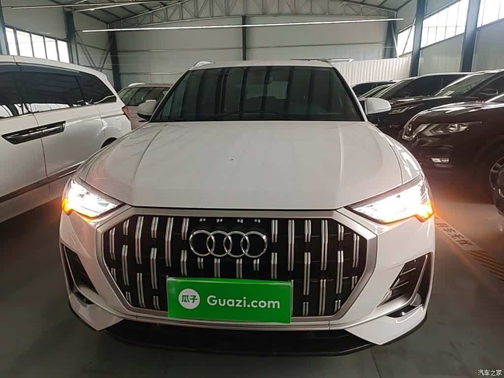 Audi Q3, 2024 3