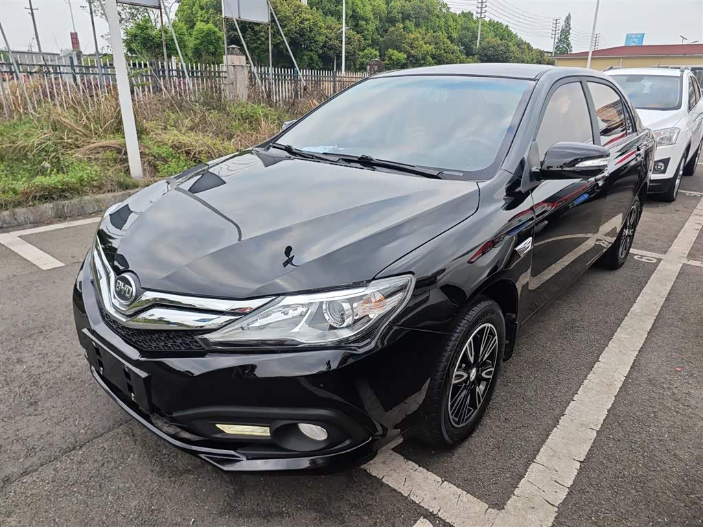 BYD F3