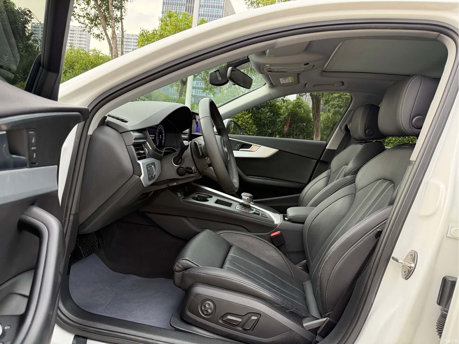 Audi A4L, 2020 4