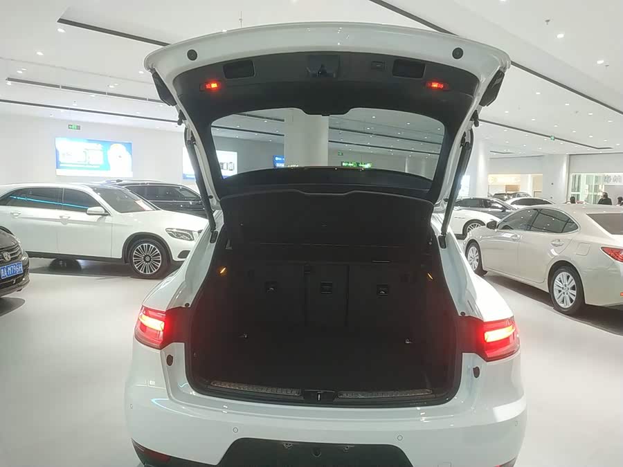 Porsche Macan 2019, фото 19