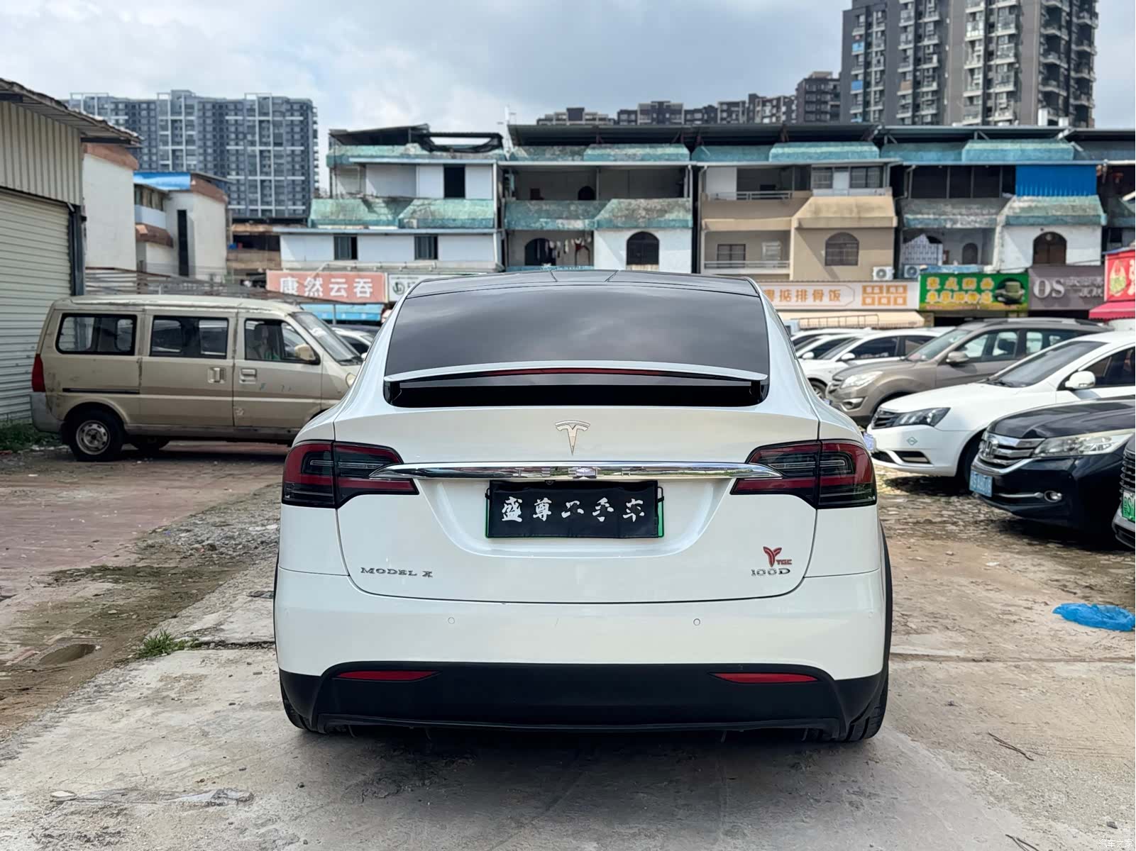Tesla Model X, 2018 19