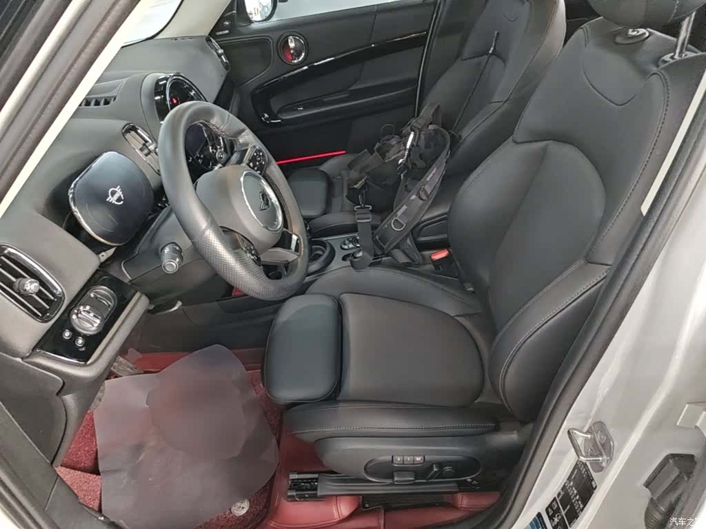 Mini Countryman, 2021 15