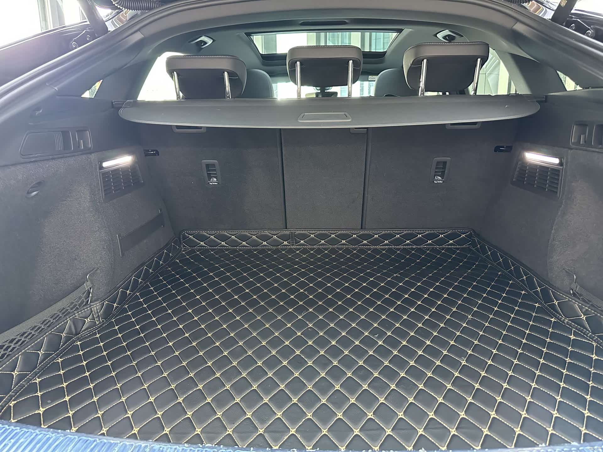 Audi Q5L, 2022 15