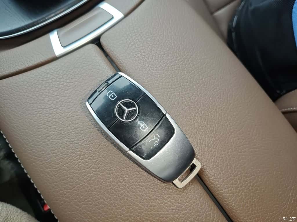 Mercedes-Benz E-Class, 2018 17