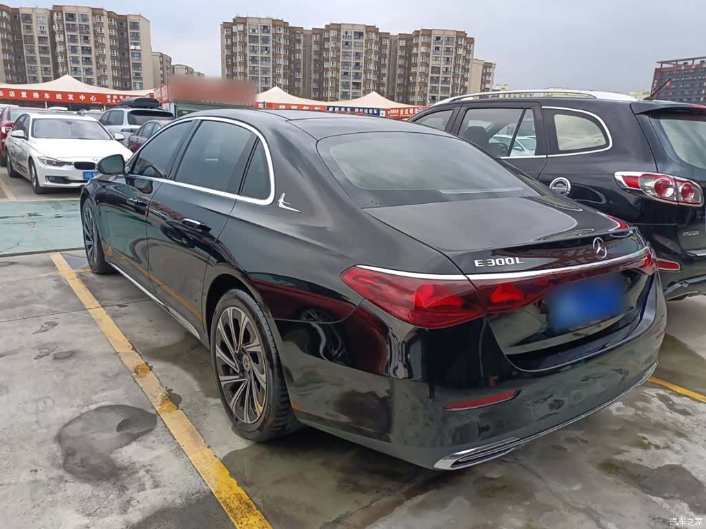 Mercedes-Benz E-Class, 2024 23