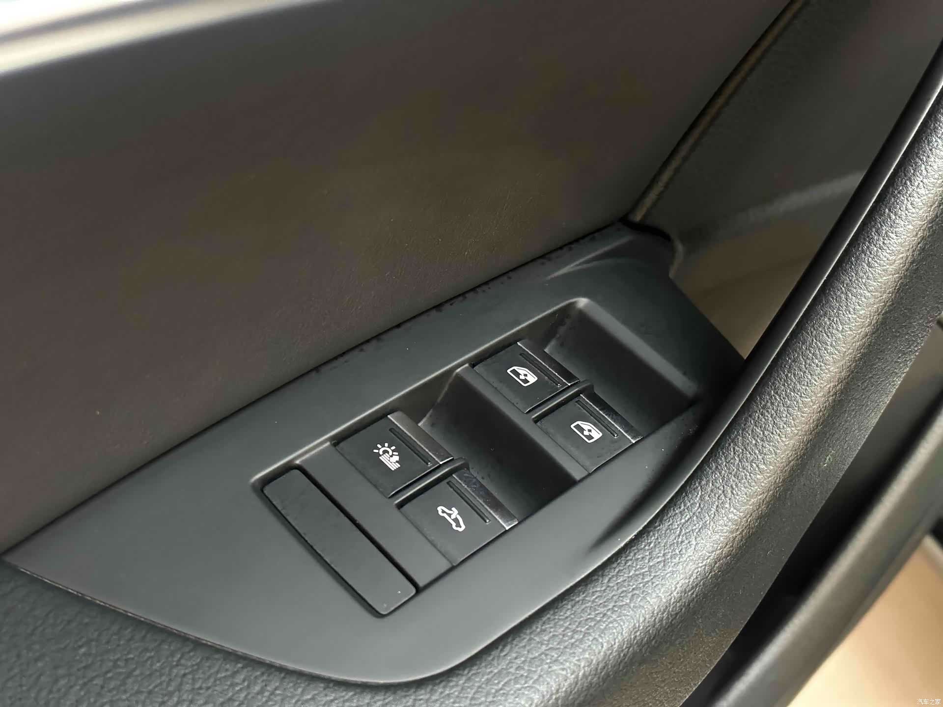 Audi A6L, 2021 27