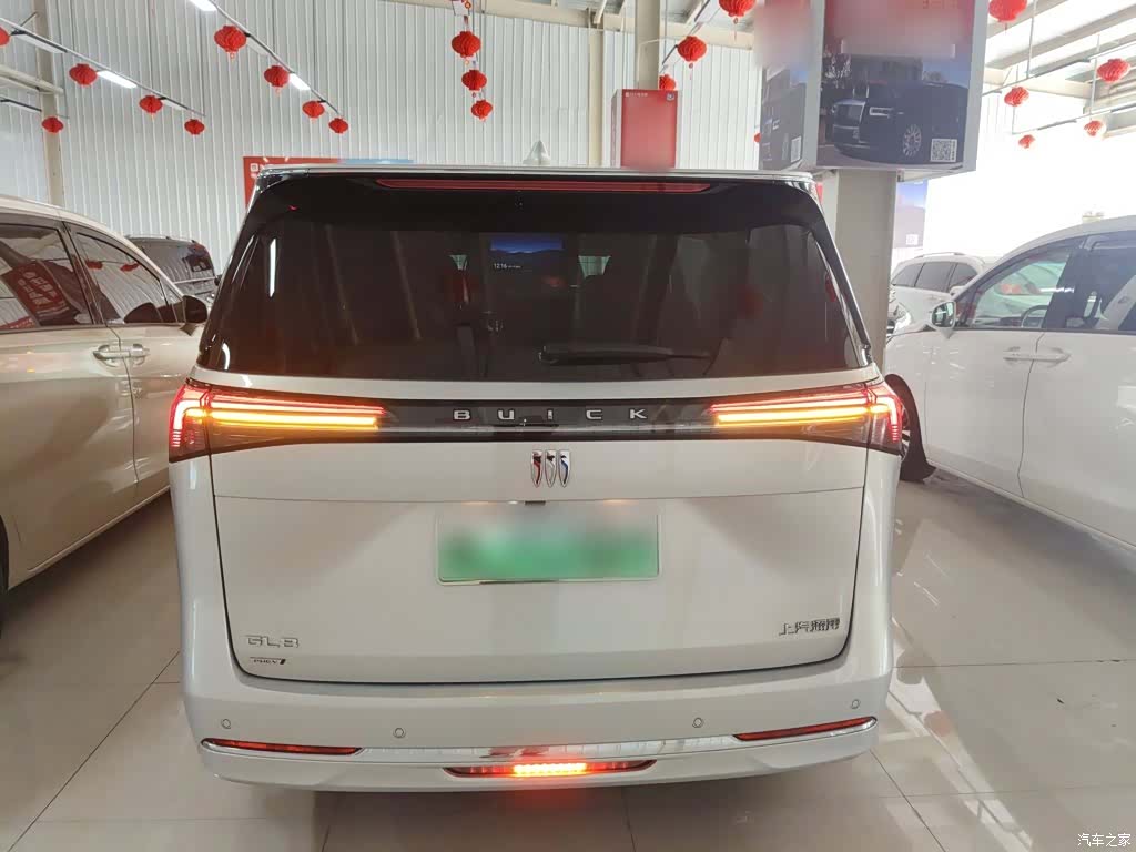 Buick GL8, 2025 6